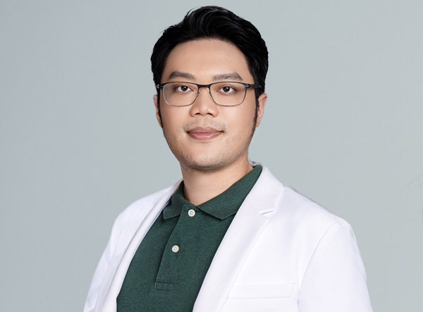 林楚喬牙醫師個人專業形象照